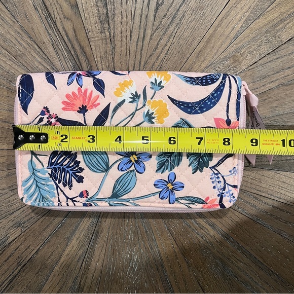 Vera Bradley Cotton Deluxe Large Travel Wallet Paradise Coral RFID Zip Pink NEW - Picture 11 of 12